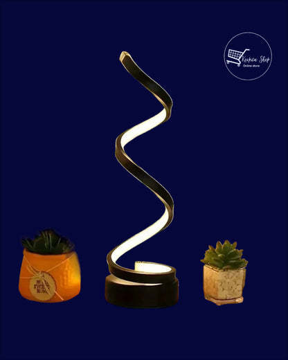 Ukrasna stolna lampa