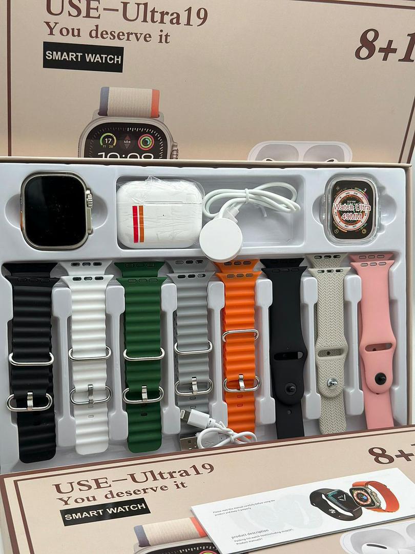 Pametni sat USE-Ultra19 + Bežične slušalice + 8 Narukvica