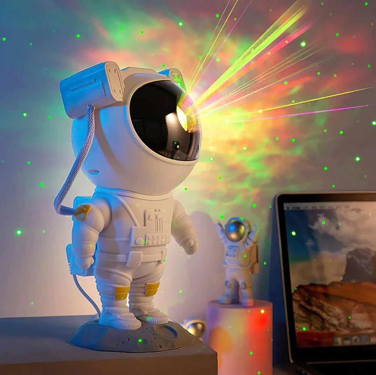 Astronaut projektor sa podešavanjem ugla projekcije