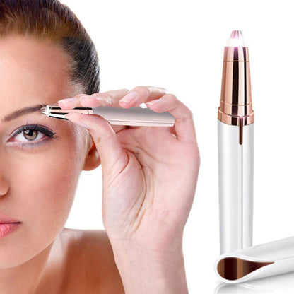 Žena koristi epilator za obrve ispod obrve, uređaj sa strane